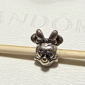 Pandora Disney Silver Minnie Mouse Charm